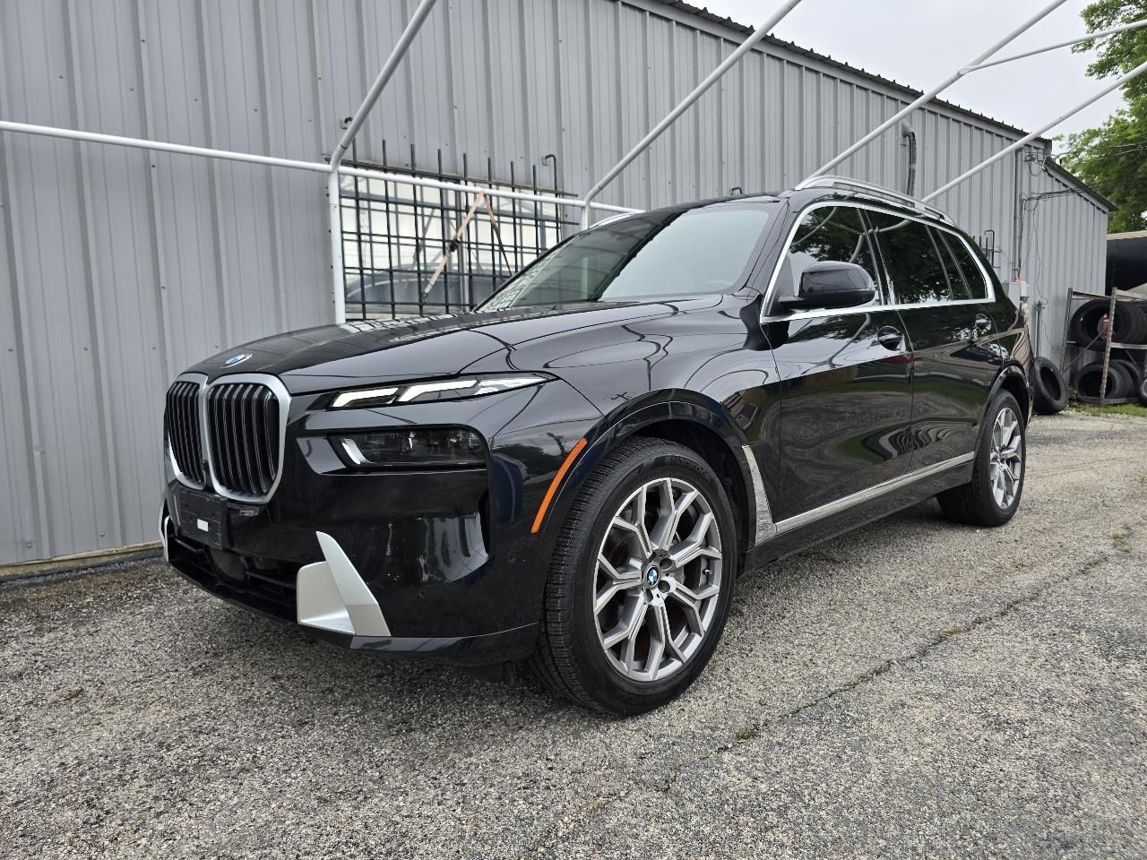 BMW X7  2023