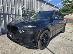 2023 BMW X7 