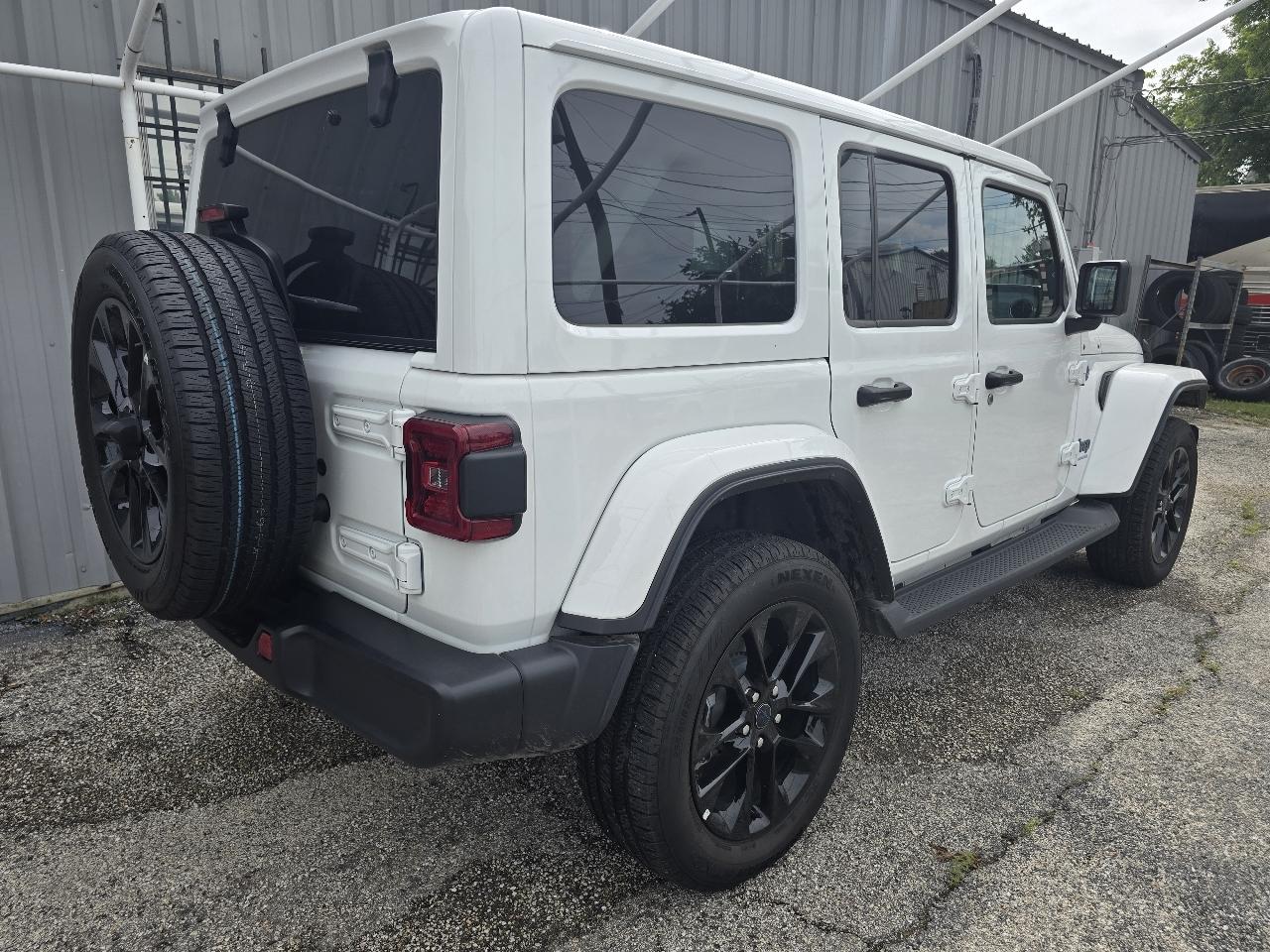 2025 Jeep Wrangler 4xe Sahara 4XE - Photo 6