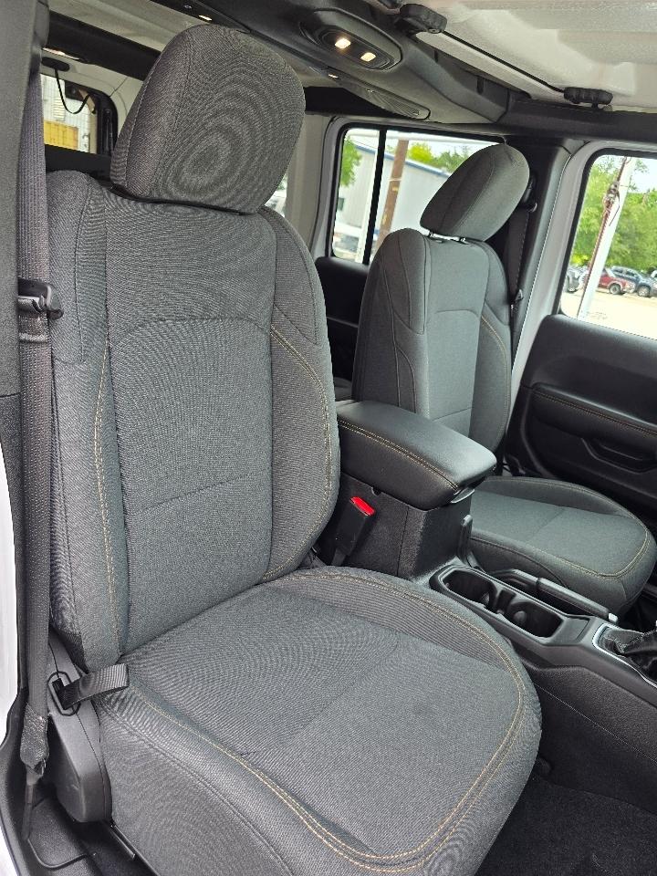 2025 Jeep Wrangler 4xe Sahara 4XE - Photo 23
