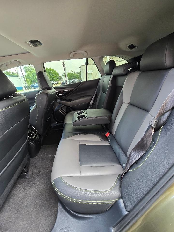 Subaru Outback  2021