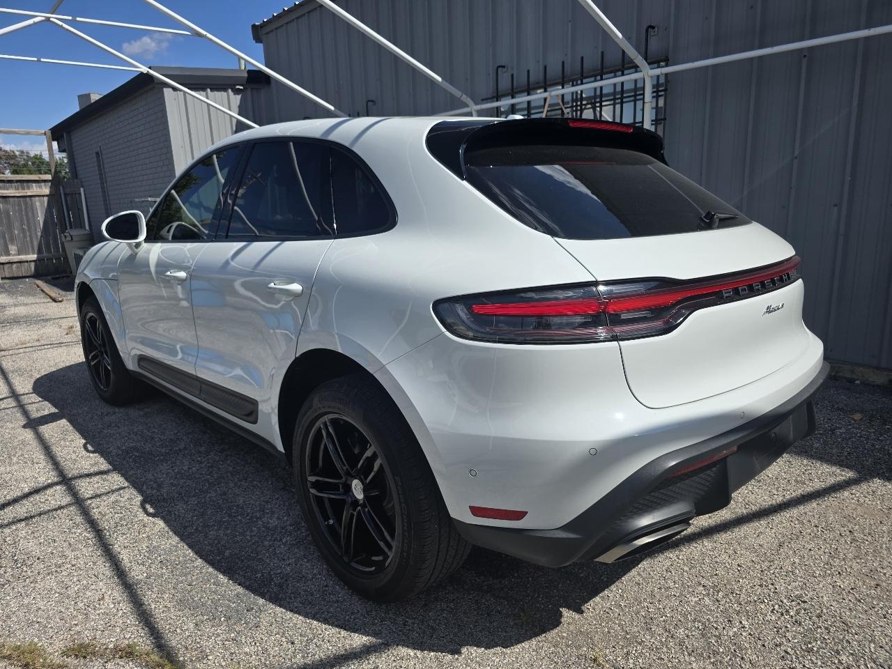 Porsche Macan  2024