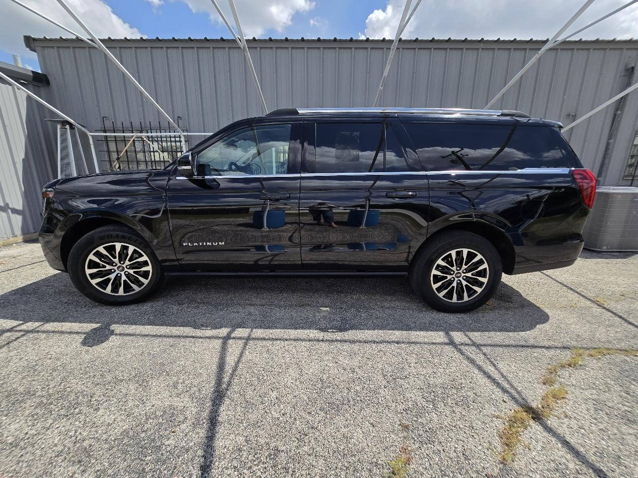 Ford Expedition MAX Platinum 4WD 2025