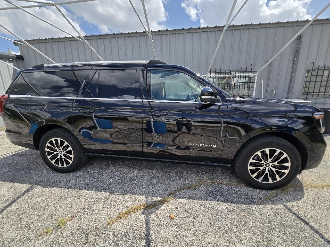 Ford Expedition MAX Platinum 4WD 2025