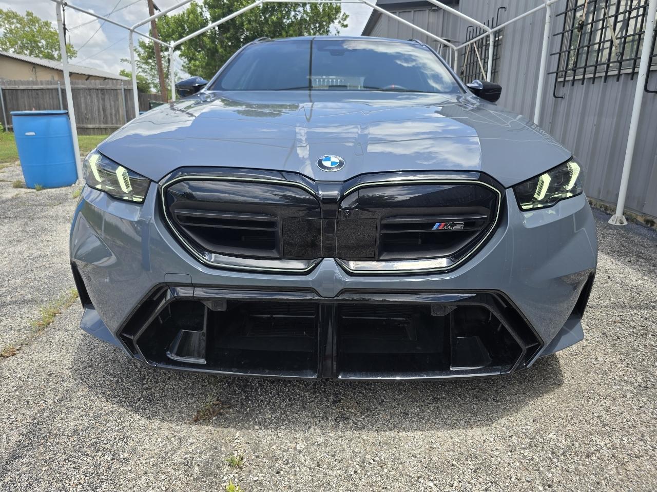 BMW M5  2025