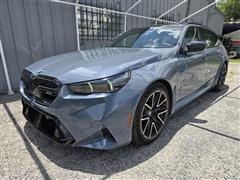 2025 BMW M5 