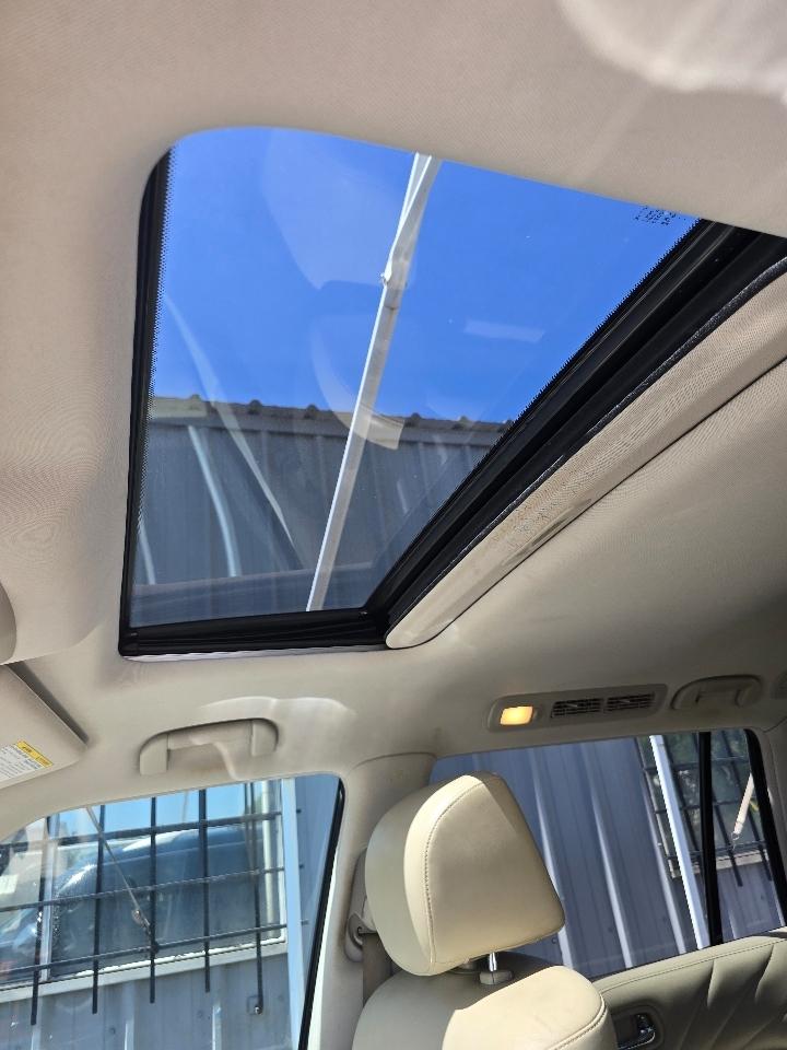 Infiniti QX80 2WD 2015
