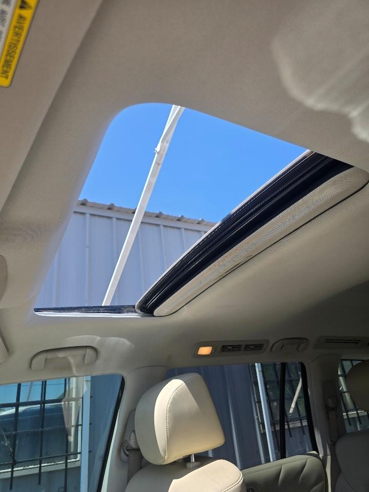 Infiniti QX80 2WD 2015