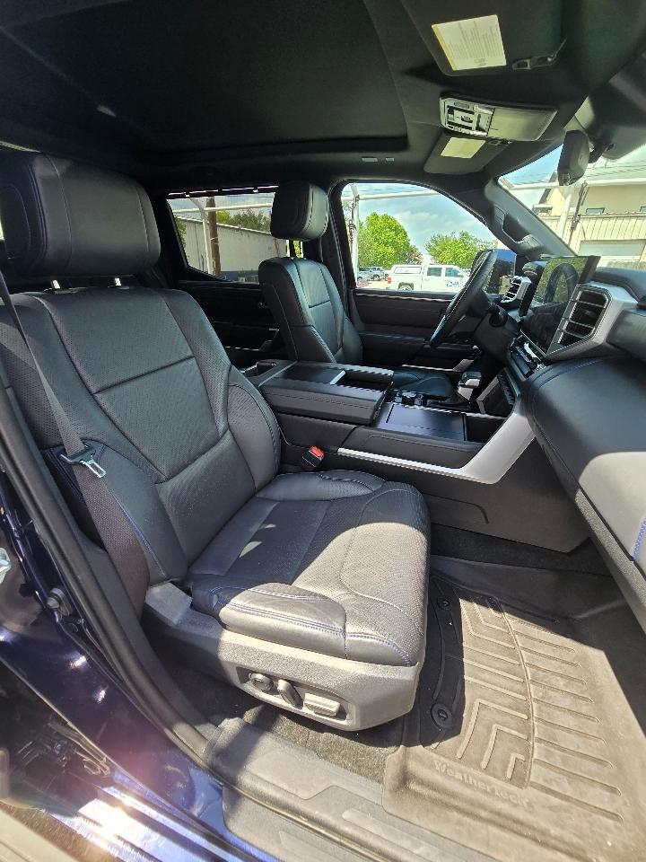 Toyota Tundra Platinum CrewMax 4WD Hybrid 2023