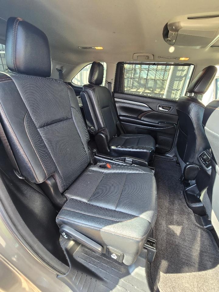 Toyota Highlander  2017