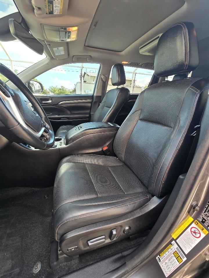 Toyota Highlander  2017