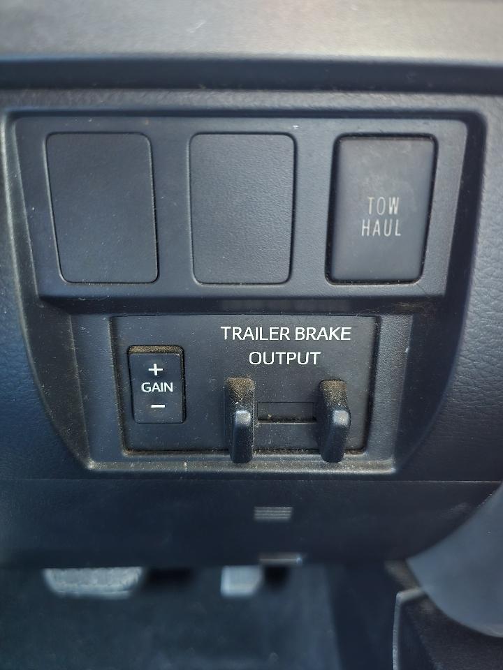 Toyota Tundra SR5 CrewMax 5.5' Bed 5.7L (Natl) 2021