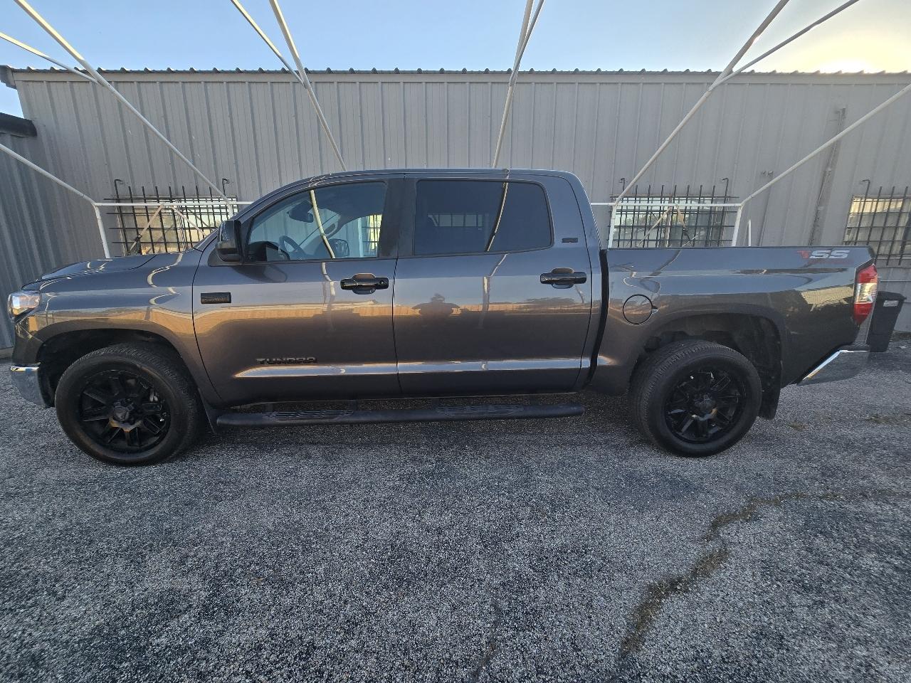 Toyota Tundra SR5 CrewMax 5.5' Bed 5.7L (Natl) 2021