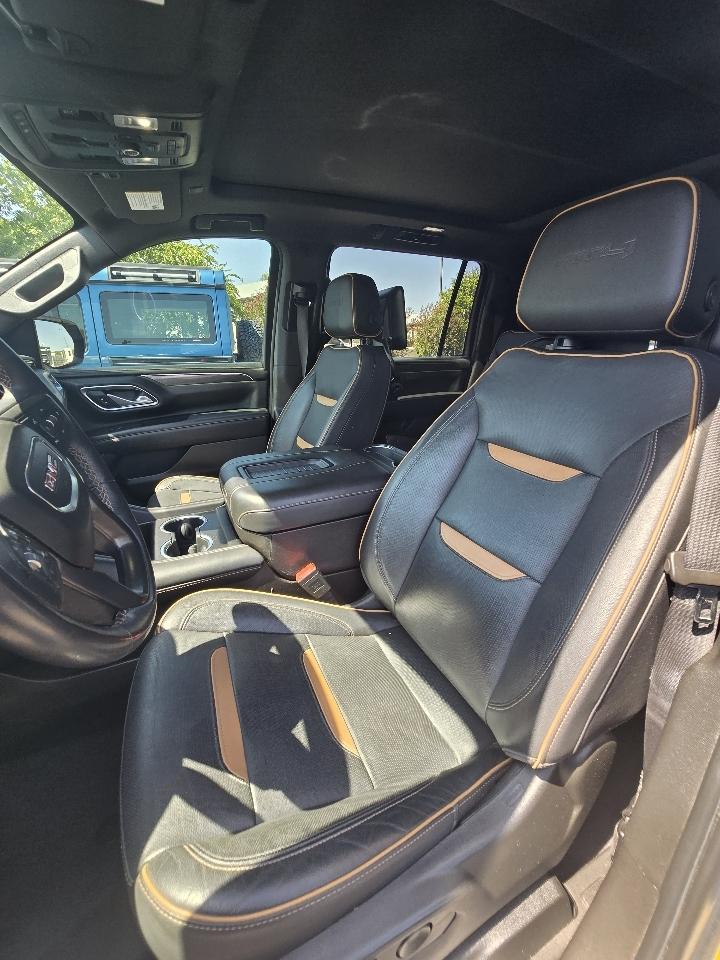 GMC Yukon XL  2021