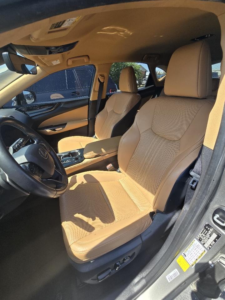 Lexus NX 250  2022