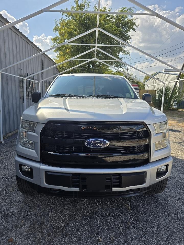 Ford F-150 4WD SuperCrew 145" XL 2016