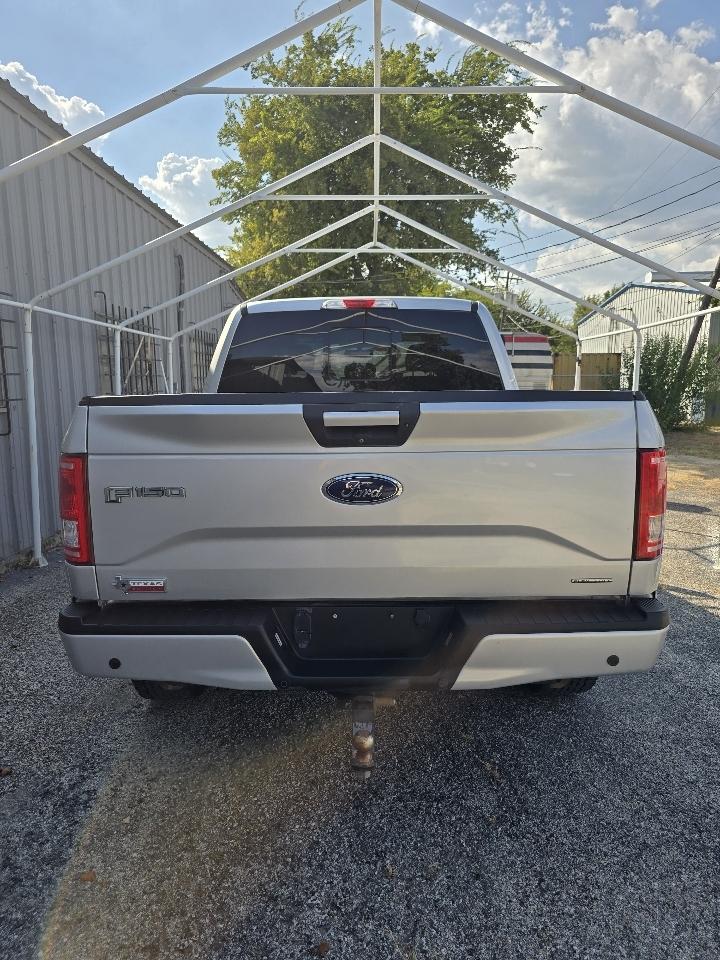 Ford F-150 4WD SuperCrew 145" XL 2016