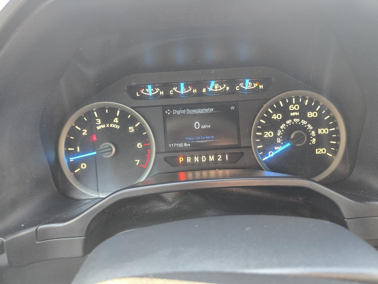 Ford F-150 4WD SuperCrew 145" XL 2016