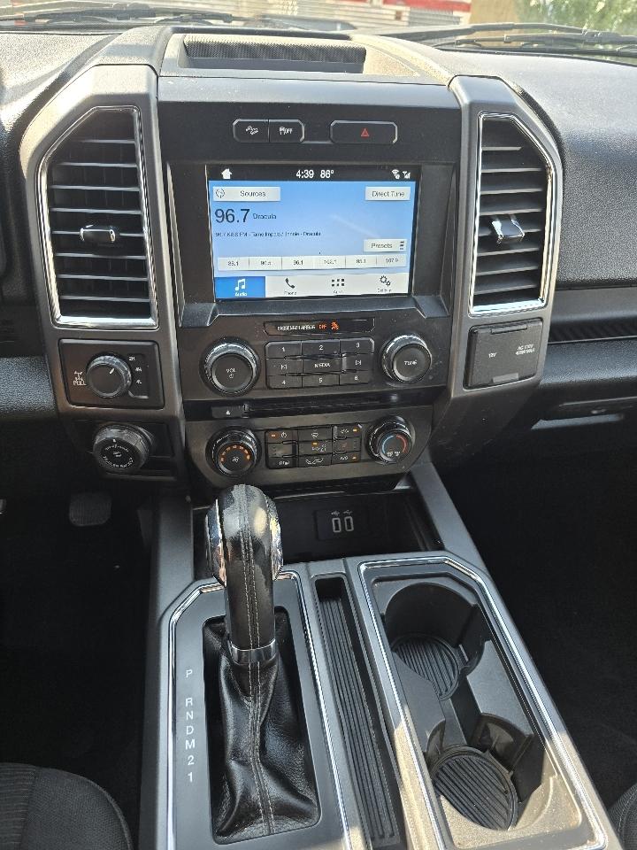 Ford F-150 4WD SuperCrew 145" XL 2016