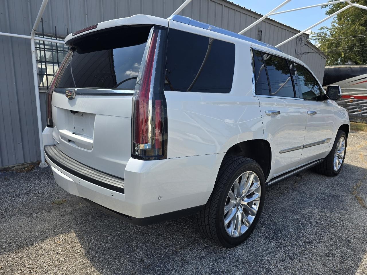 Cadillac Escalade 2WD 4dr Premium Luxury 2020