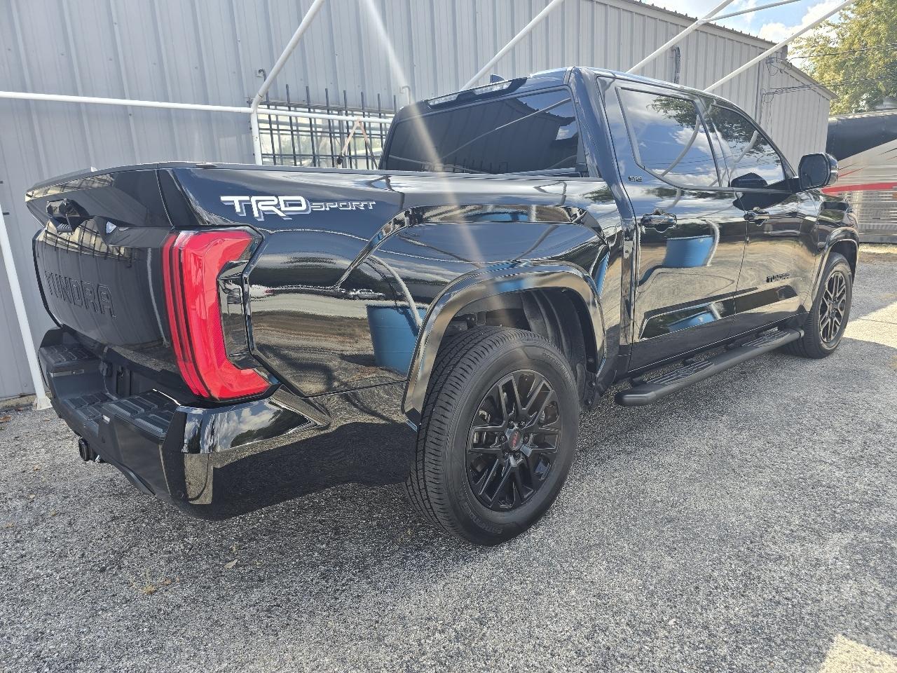 Toyota Tundra 2WD SR5 CrewMax 5.5' Bed (Natl) 2023