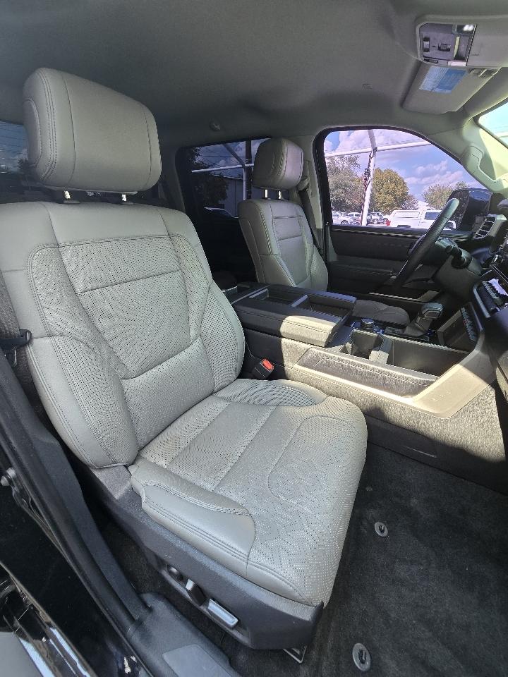 Toyota Tundra 2WD SR5 CrewMax 5.5' Bed (Natl) 2023