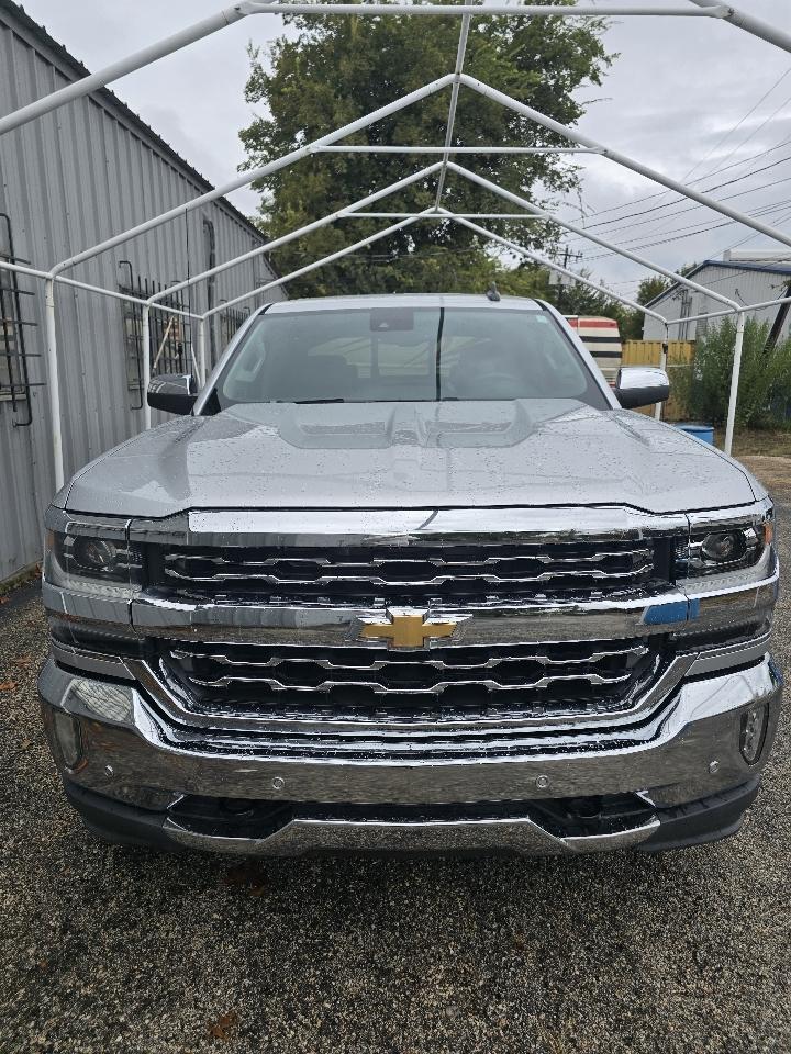 Chevrolet Silverado 1500 4WD Crew Cab 143.5" LTZ w/1LZ 2017