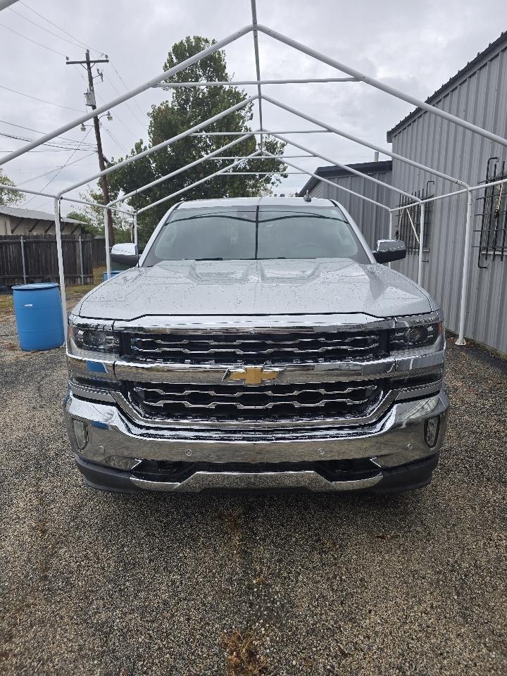 Chevrolet Silverado 1500 4WD Crew Cab 143.5" LTZ w/1LZ 2017