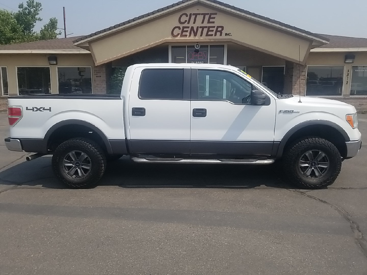 Ford F-150 4WD SuperCrew 145" XLT 2014
