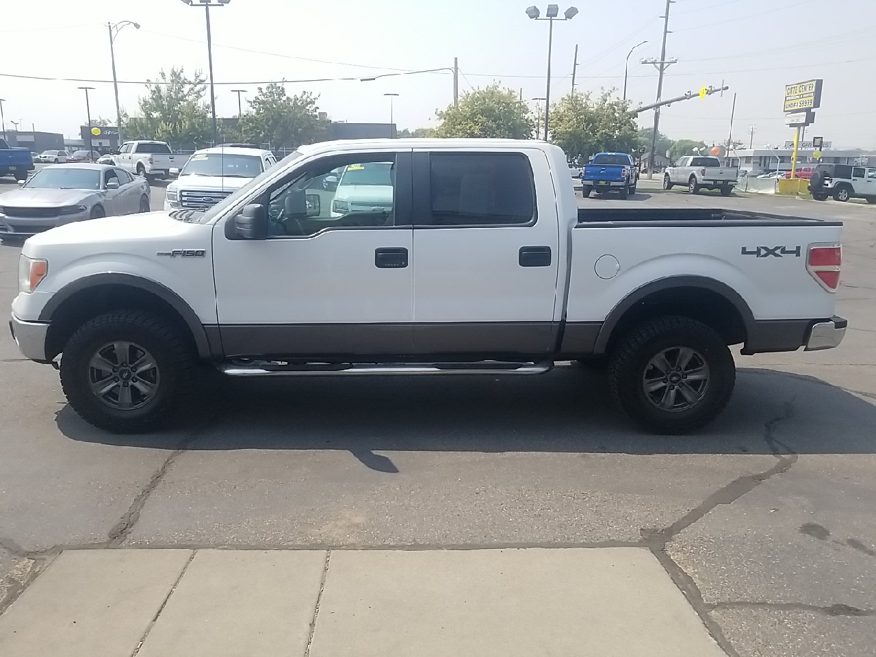 Ford F-150 4WD SuperCrew 145" XLT 2014