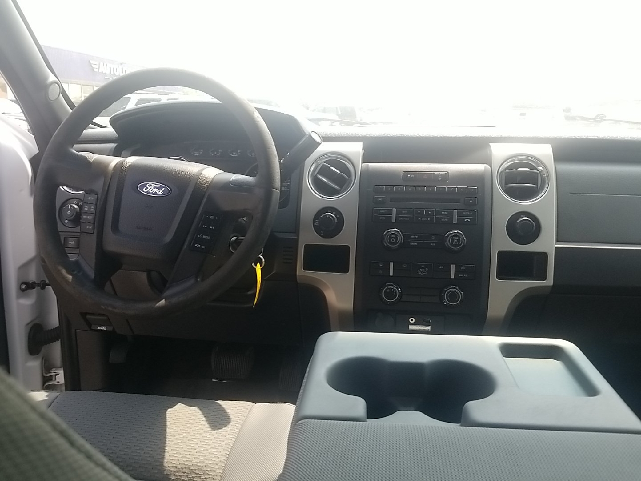 Ford F-150 4WD SuperCrew 145" XLT 2014