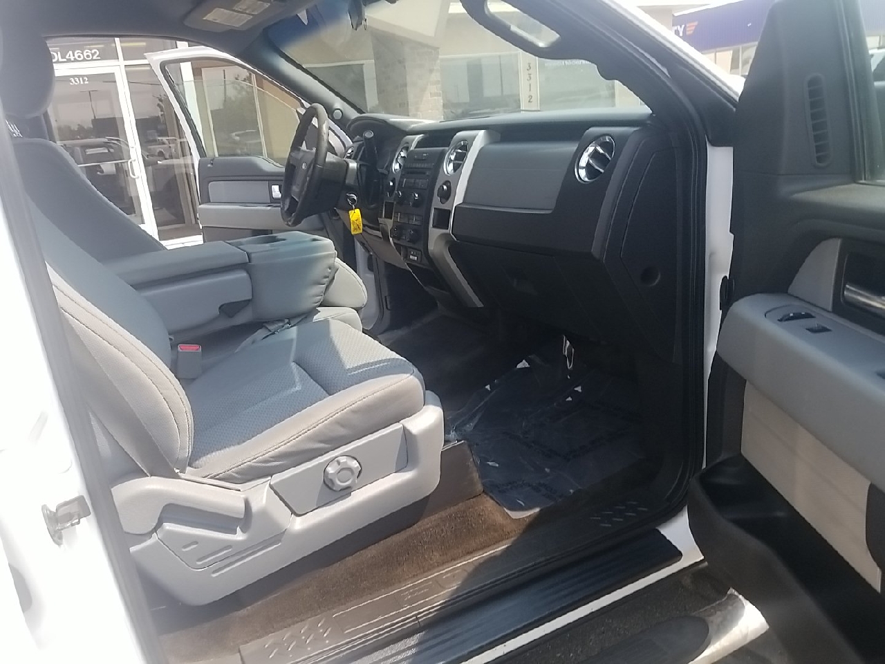 Ford F-150 4WD SuperCrew 145" XLT 2014