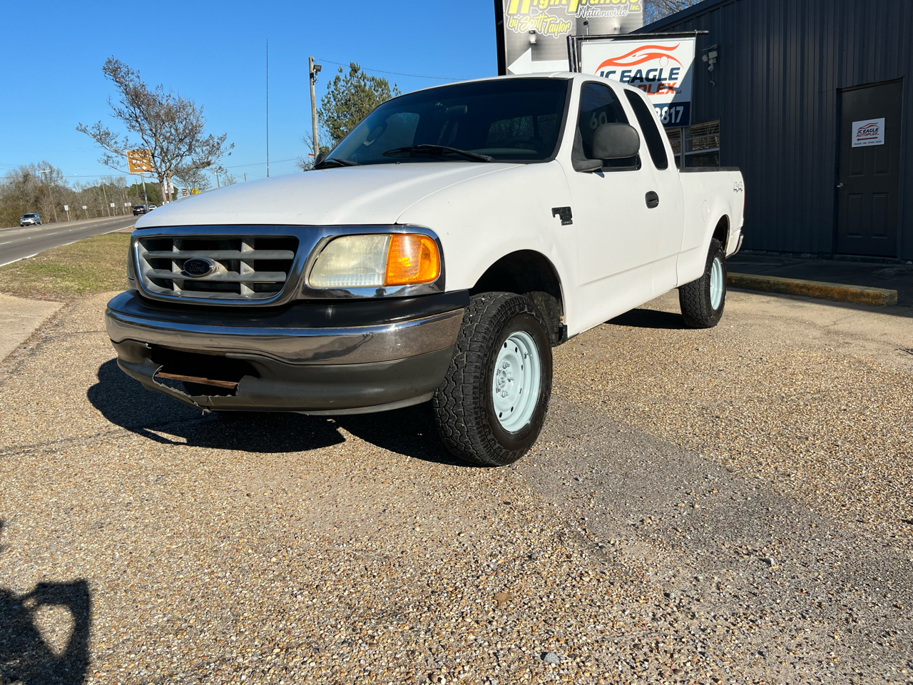 2004 Ford F-150 Heritage XL SuperCab 4WD