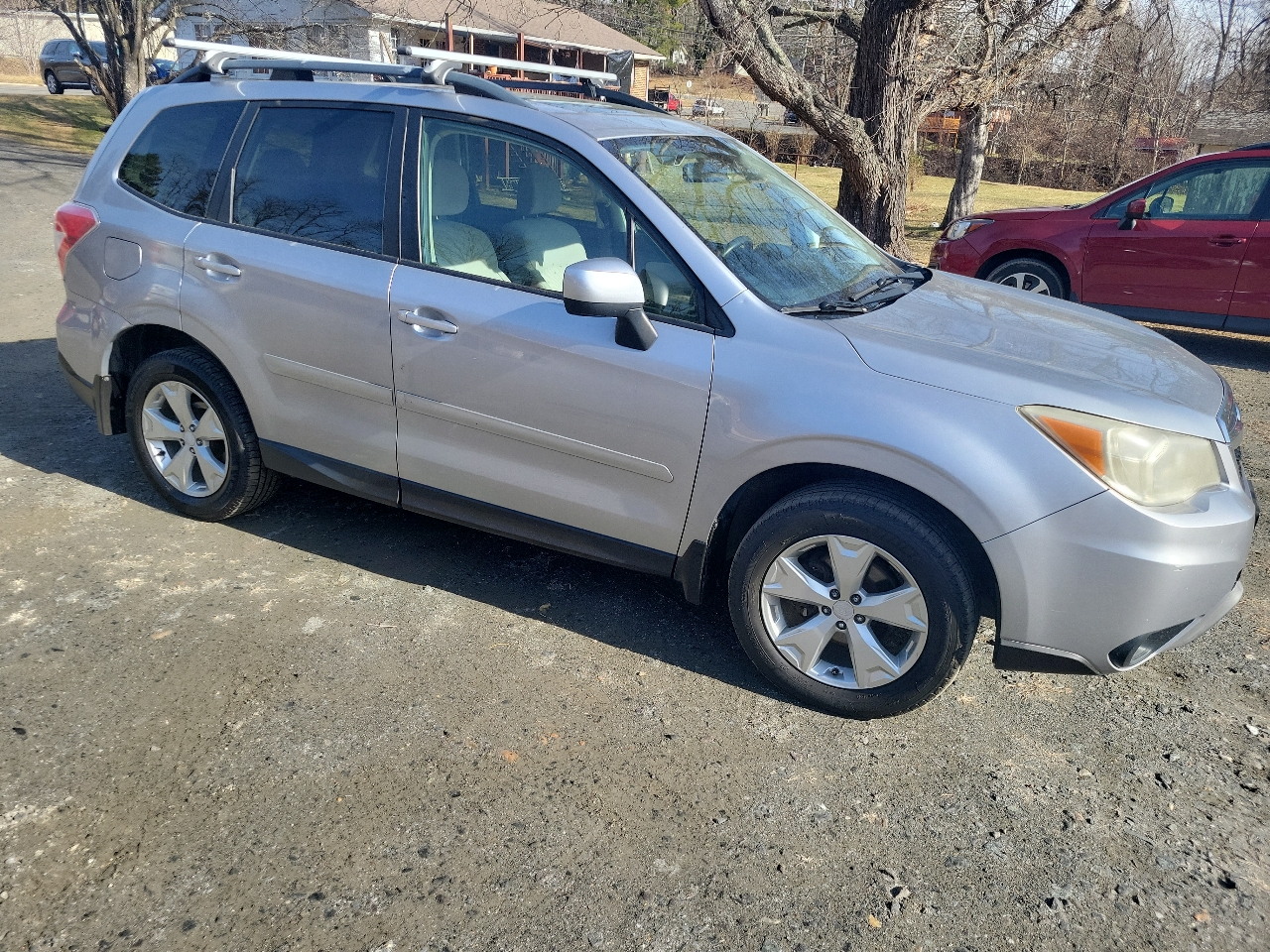 Subaru Forester 2.5i Premium PZEV CVT 2016