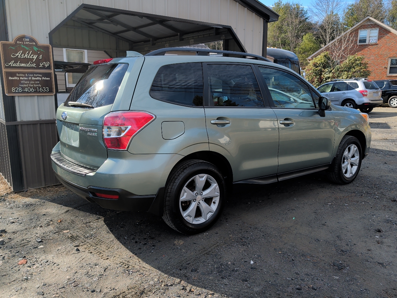Subaru Forester 2.5i Premium PZEV CVT 2016