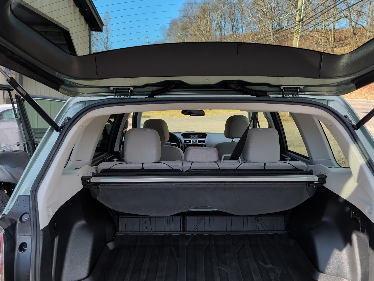 Subaru Forester 2.5i Premium PZEV CVT 2016