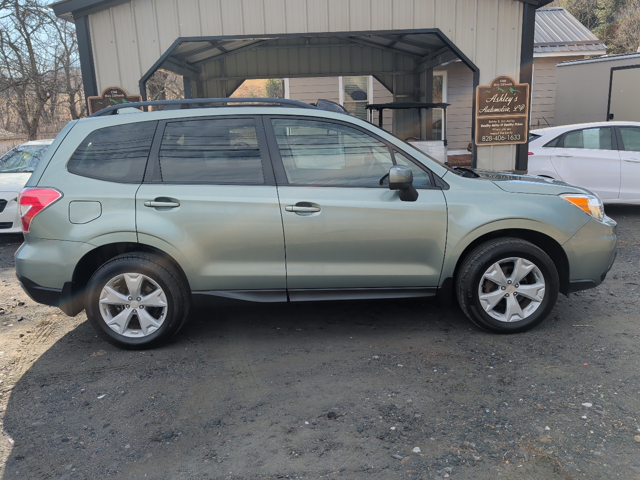 Subaru Forester 2.5i Premium PZEV CVT 2016
