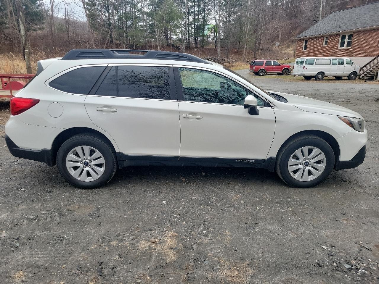 Subaru Outback 2.5i Premium 2018