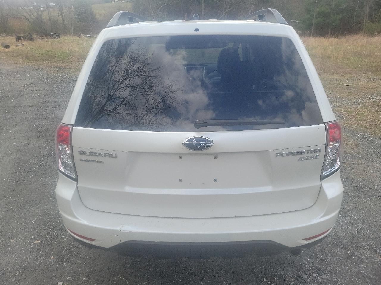 Subaru Forester 2.5X Limited 2010