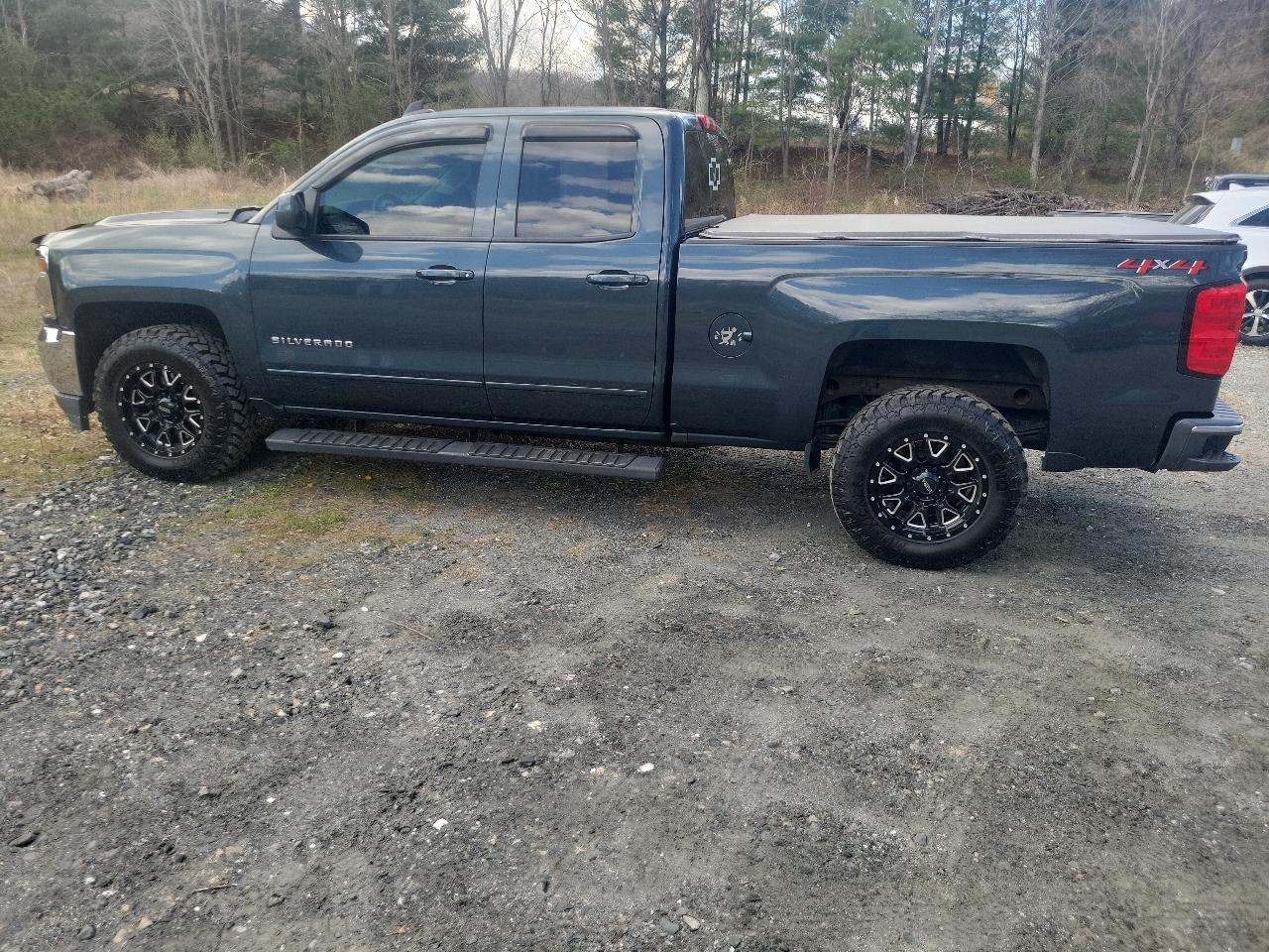 Chevrolet Silverado 1500 LT Double Cab 4WD 2018