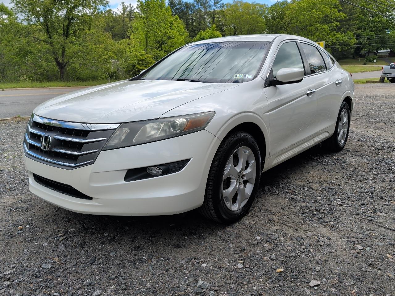 Honda Accord Crosstour EX-L 4WD 5-Spd AT w/Nav 2011