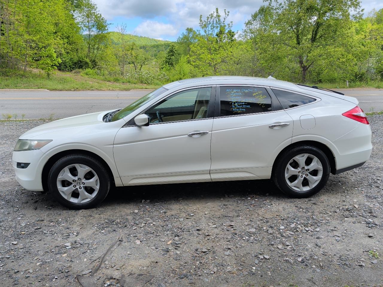 Honda Accord Crosstour EX-L 4WD 5-Spd AT w/Nav 2011