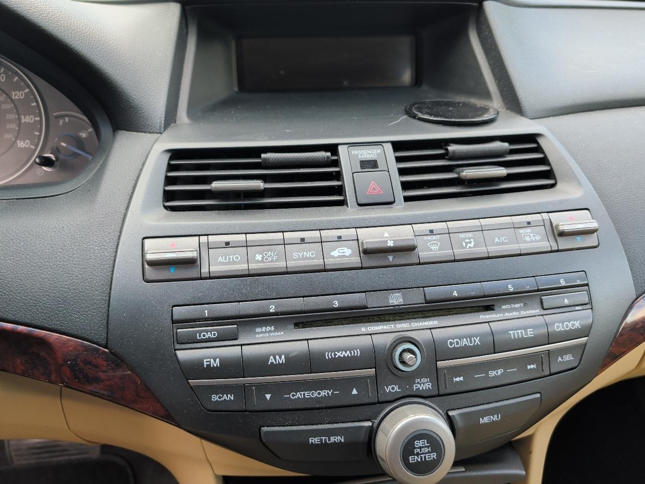 Honda Accord Crosstour EX-L 4WD 5-Spd AT w/Nav 2011