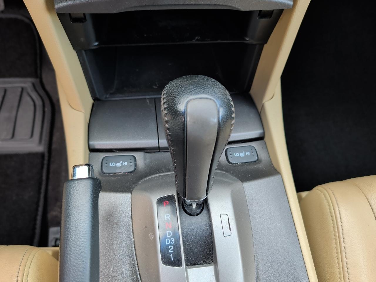 Honda Accord Crosstour EX-L 4WD 5-Spd AT w/Nav 2011