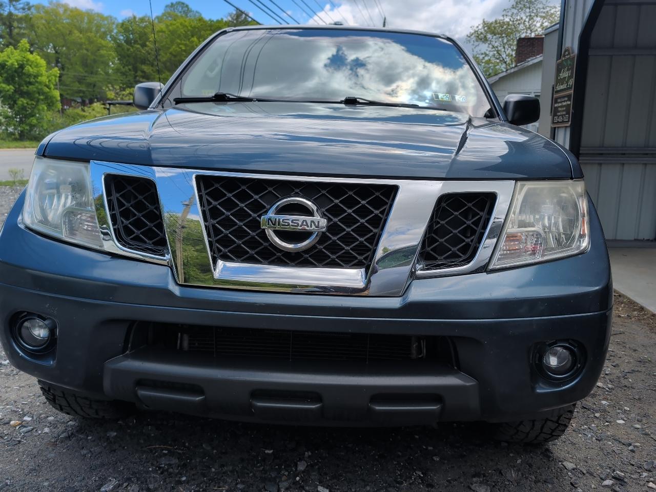 Nissan Frontier 2017.5 Crew Cab 4x4 SL Auto 2014