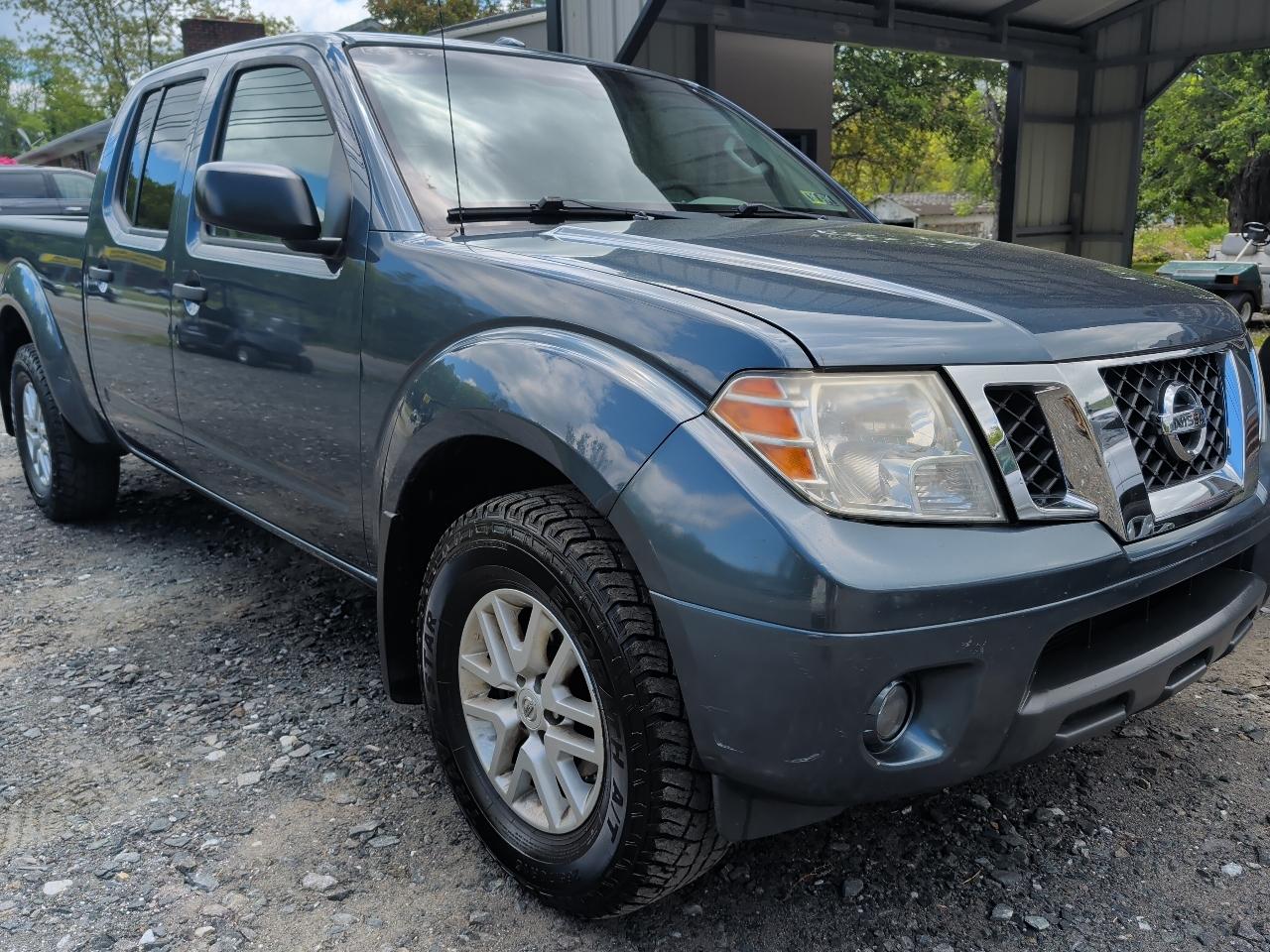 Nissan Frontier 2017.5 Crew Cab 4x4 SL Auto 2014