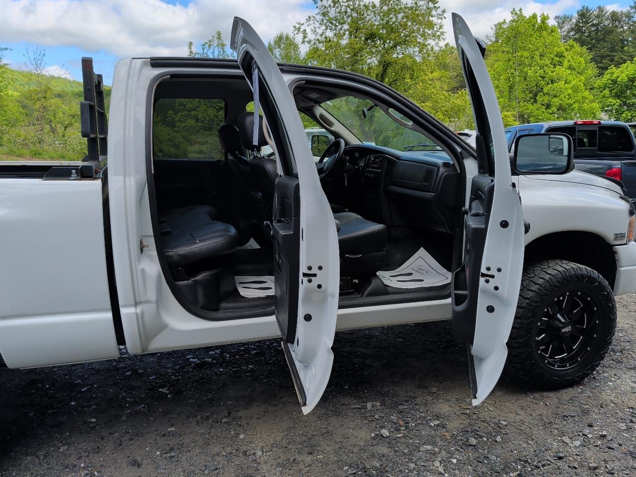 Dodge Ram 2500 Power Wagon Quad Cab 4WD 2005