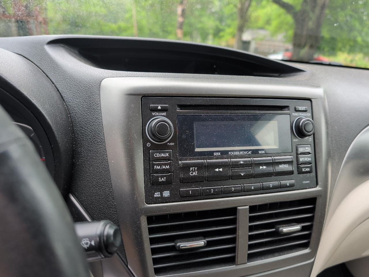 Subaru Impreza Outback Sport 2011
