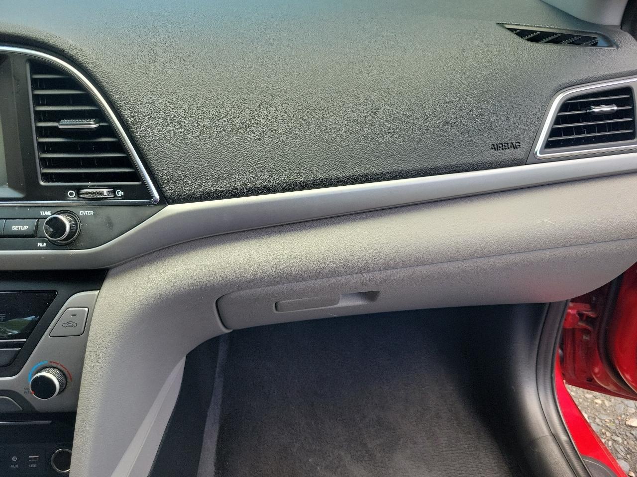 Hyundai Elantra Limited 2018