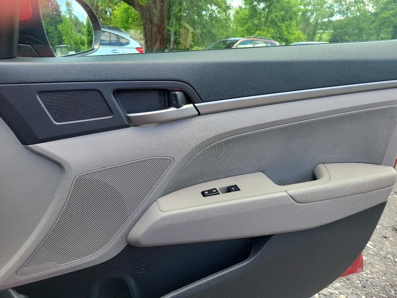 Hyundai Elantra Limited 2018